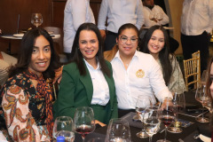WhatsApp-Image-2025-10-17-at-18.22.59-2